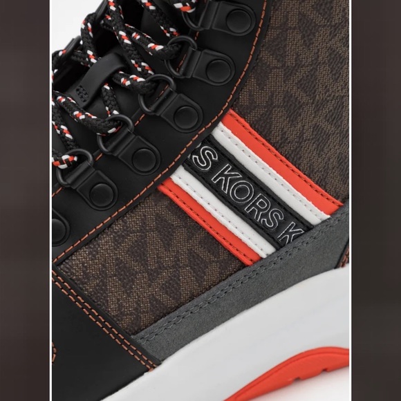 Michael Kors Signature Boots - Picture 8 of 10